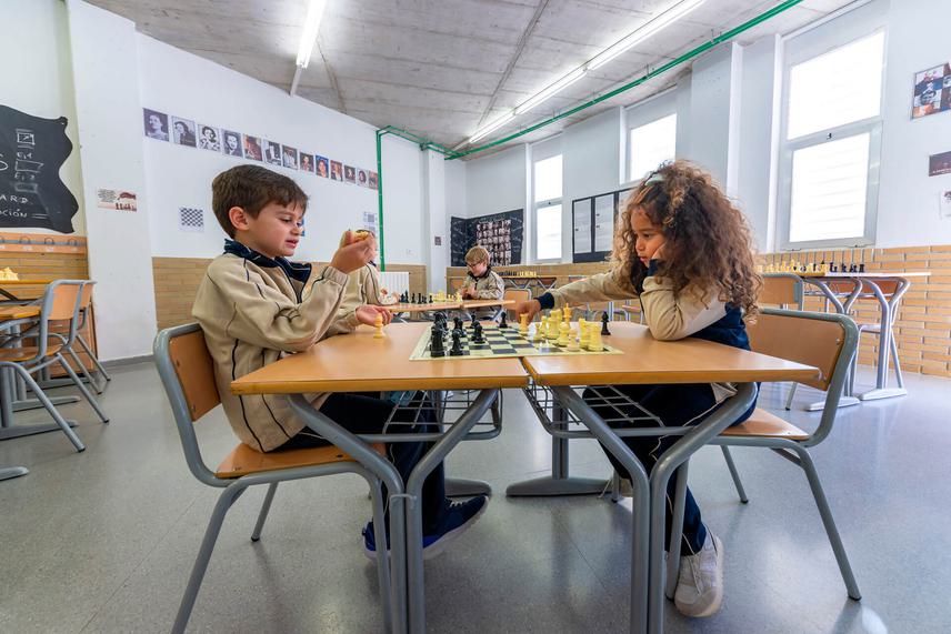 Magno Students Playing Chess